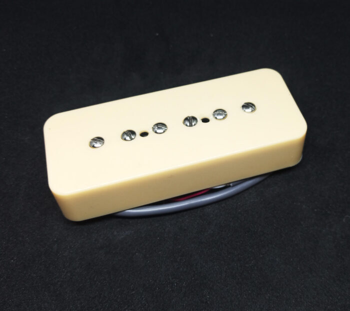 p90 cover crema